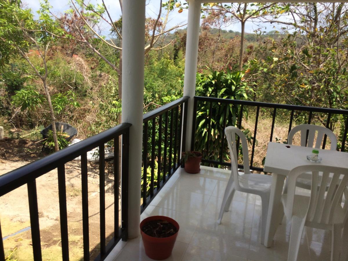Posada Miss Portia South West Bay Exterior foto